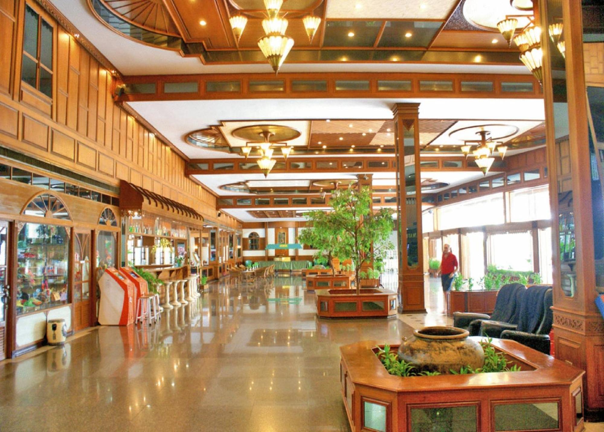 Royal Twins Palace Hotel Pattaya Zewnętrze zdjęcie